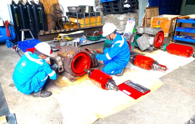 Thương mại và cho thuê thiết bị kỹ thuật